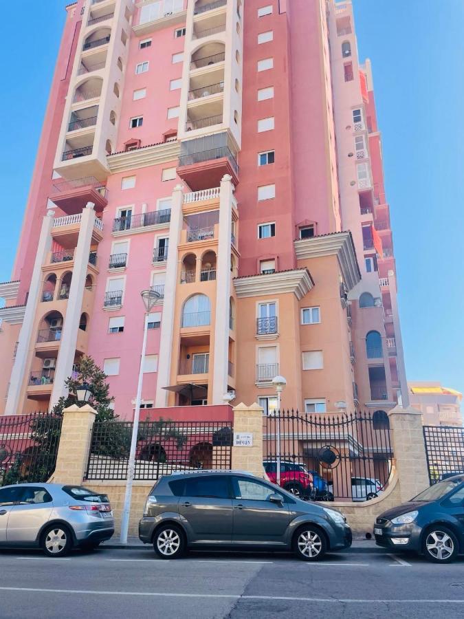 Beach Apartament In Torrevieja Buitenkant foto